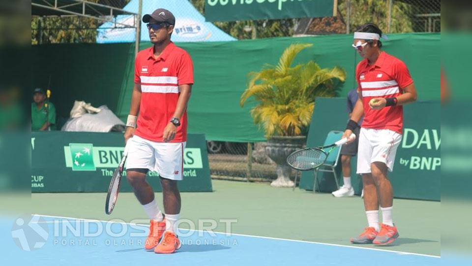 Petenis ganda putra Indonesia Christopher Rungkat (kanan) berpasangan dengan Sunu Wahyu Trijati (kiri). - INDOSPORT